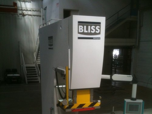 Spoločnosť Airbus v posledných dvoch rokoch zakúpila už tretí lis značky Bliss-Bret
